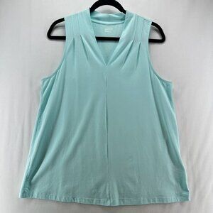 Lands' End Tank Top Womens M V-Neck Pleated Pullover Lightweight Stretchy Green